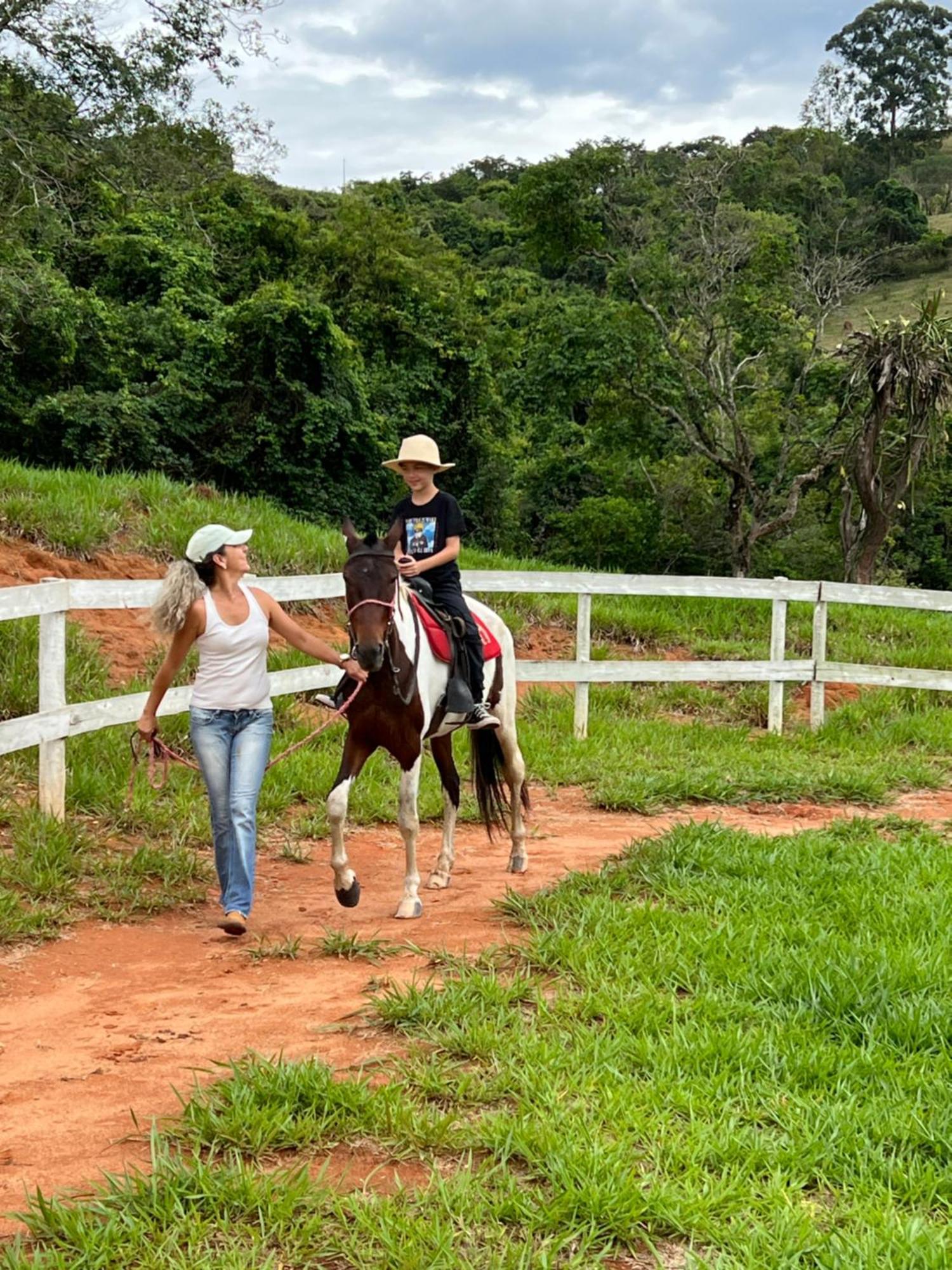 Отель Fazenda Do Engenho Santa Rita do Rio Abaixo Экстерьер фото